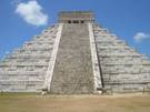 Pirámide de Kukulcán en Chichen Itzá, Yucatán, México