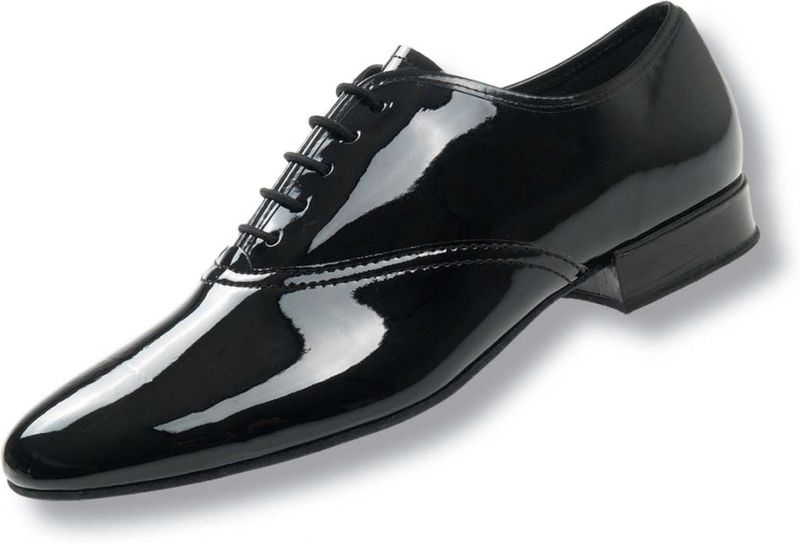 Cómo limpiar los zapatos de blanco o negro Innatia.com